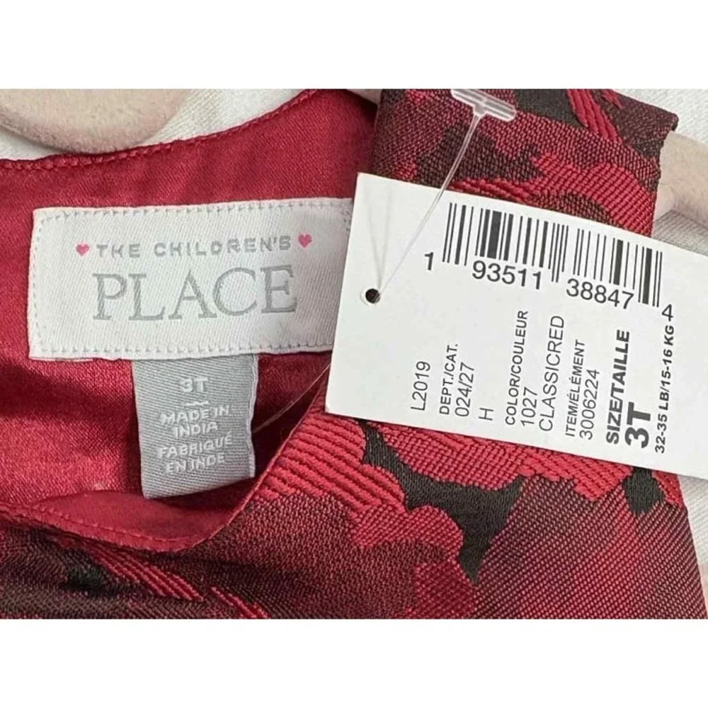 NWT The Children's Place Girls Size 3T Red Floral Jacquard Pleated Dress